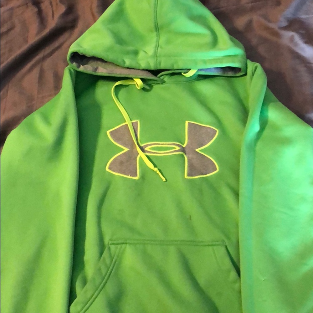 Under armor sweatshirt